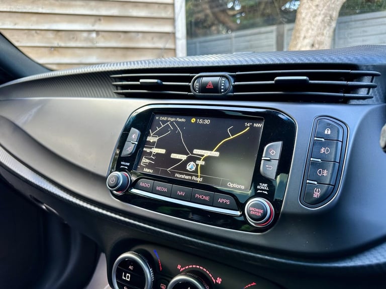 2016 Alfa Romeo Giulietta 1750 TBi Veloce Hatchback 5dr Petrol TCT Euro 6 (240 bhp) HATCHBACK Pet...