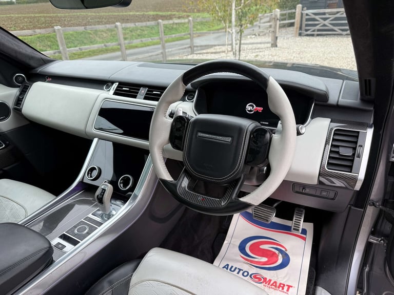 2020 Land Rover Range Rover Sport 5.0 P575 S/C SVR Carbon Edition 5dr Auto ESTATE PETROL Automatic