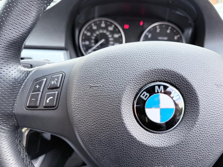 2011 BMW 3 Series 2.0 318i M Sport Touring Euro 5 (s/s) 5dr ESTATE Petrol Manual