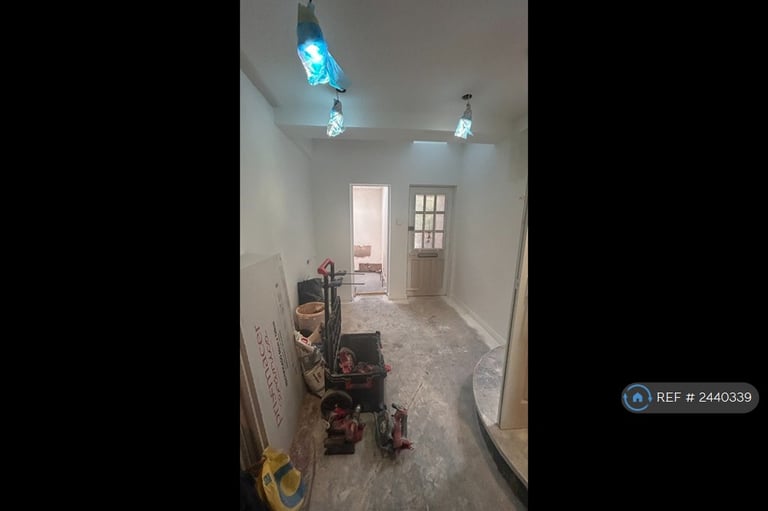 1 bedroom in Bennett Road, Leeds, LS6 (#2440339)