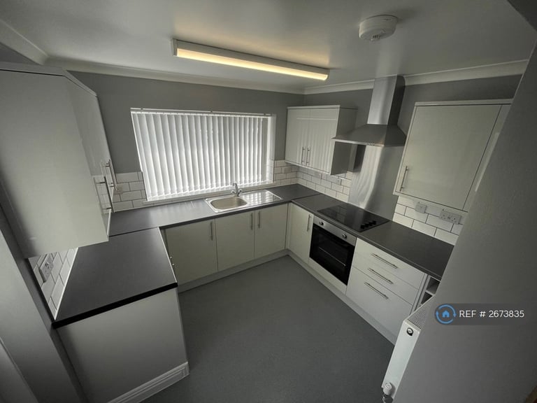 4 bedroom house in Dan Y Graig Rd, Swansea, SA1 (4 bed) (#2673835)