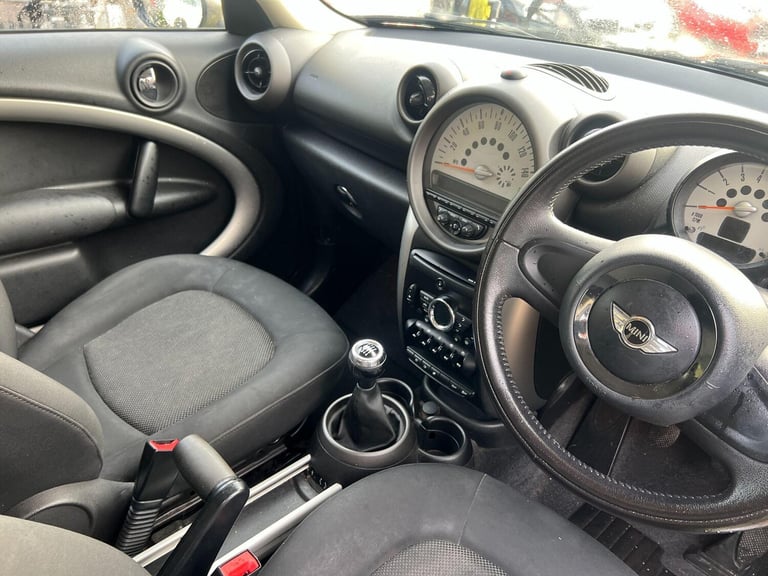 2011 MINI Countryman 1.6 One Euro 5 (s/s) 5dr HATCHBACK Petrol Manual