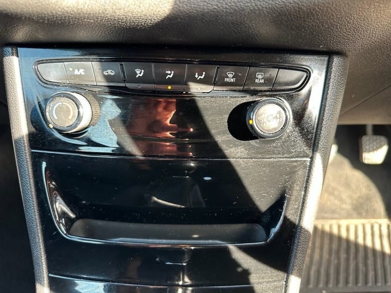 2018 Vauxhall Astra 1.0i Turbo ecoTEC SRi Hatchback 5dr Petrol Manual Euro 6 (s/s) (105 ps) Hatch...