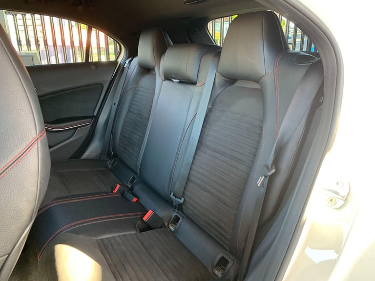 2017 Mercedes-Benz A-Class 2.1 A200d AMG Line (Premium Plus) Euro 6 (s/s) 5dr HATCHBACK Diesel Ma...