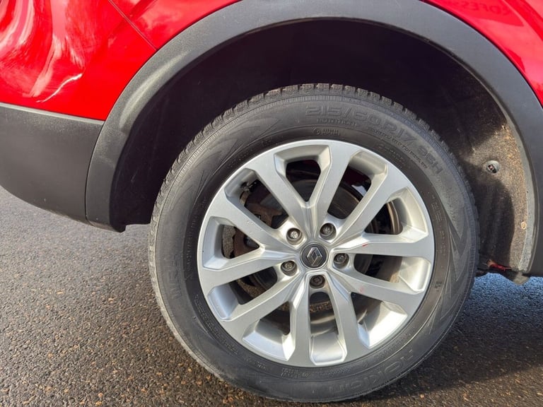 2018 Renault Kadjar 1.3 TCe Dynamique Nav SUV 5dr Petrol Manual Euro 6 (s/s) (140 ps) HATCHBACK P...