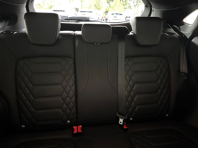 2022 Ford Puma 1.0 EcoBoost Hybrid mHEV 155 ST-Line Vignale 5dr Hatchback Petrol Manual