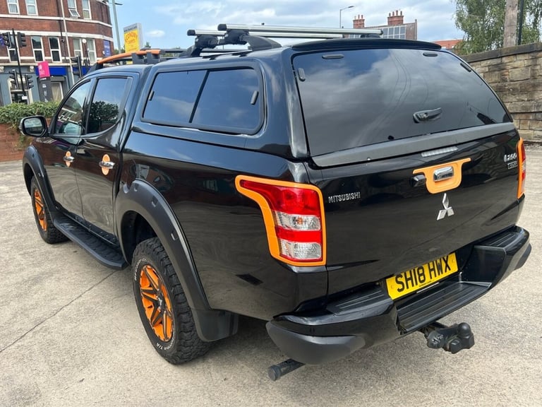 2018 Mitsubishi L200 2.4 DI-D DC Barbarian SVP II Pickup Double Cab 4dr Diesel Auto 4WD Euro 6 ( ...