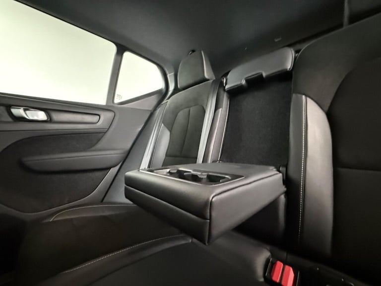 2021 Volvo XC40 1.5h T5 Twin Engine Recharge 10.7kWh R-Design Auto Euro 6 (s/s) 5dr ESTATE PETROL...