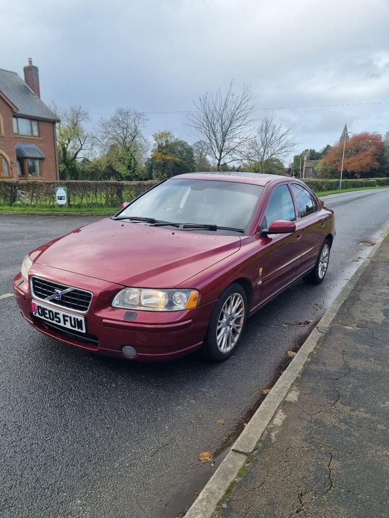 Volvo S60 Sport 2005 2.4L Diesel AUTOMATIC 