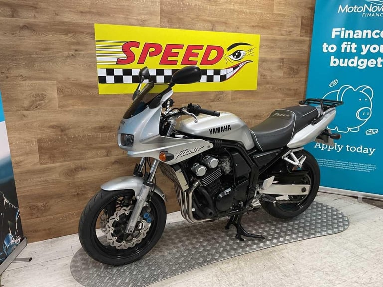 Yamaha FZS600 Fazer