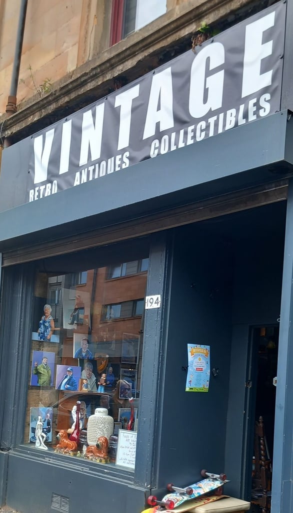 image for Vintage mid century, antiques and collectibles for sale 