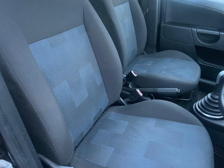 FORD FIESTA 1.4 ZETEC CLIMATE 58 REG 5 DOOR 75175 MILES 12 MONTHS MOT LOW INSURANCE 48+MPG