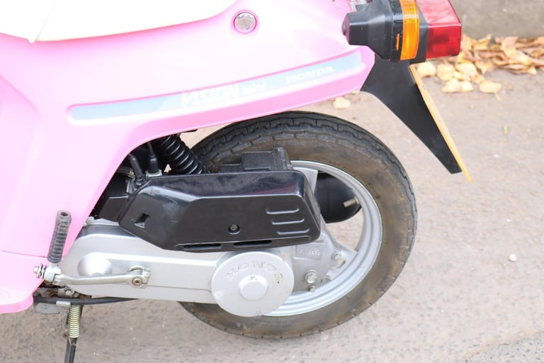 Honda NT50 H Vision Mini with just 201 genuine miles!!!!!! 