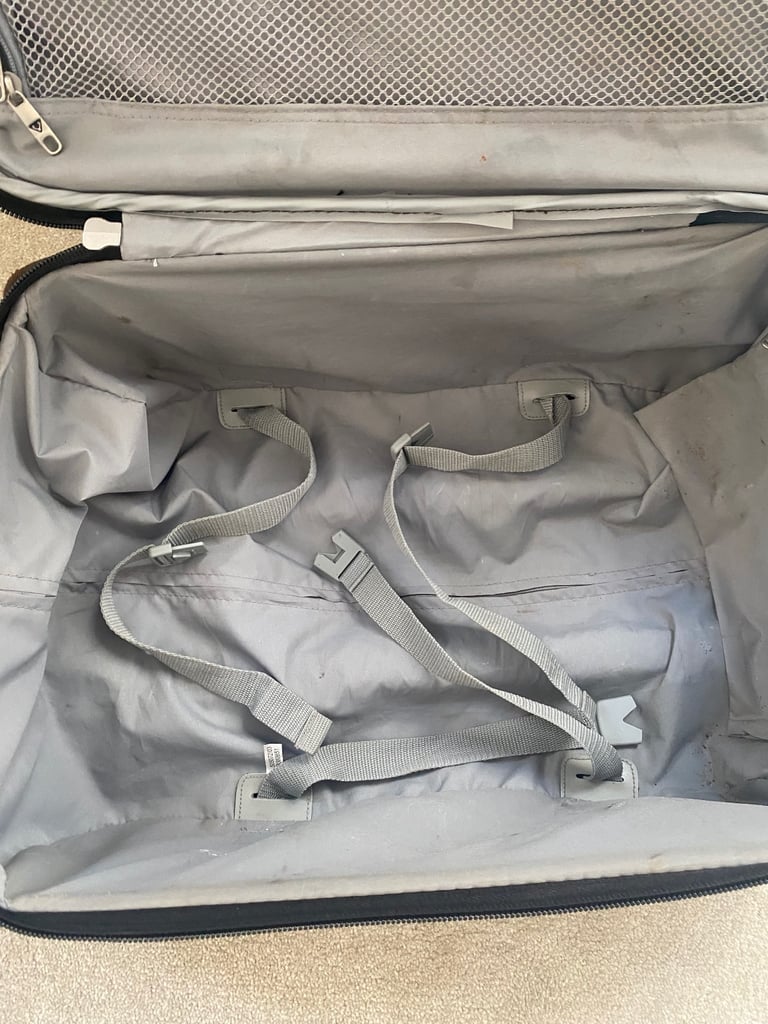 Antler small luggage with wheels,expendable telescopic handle 