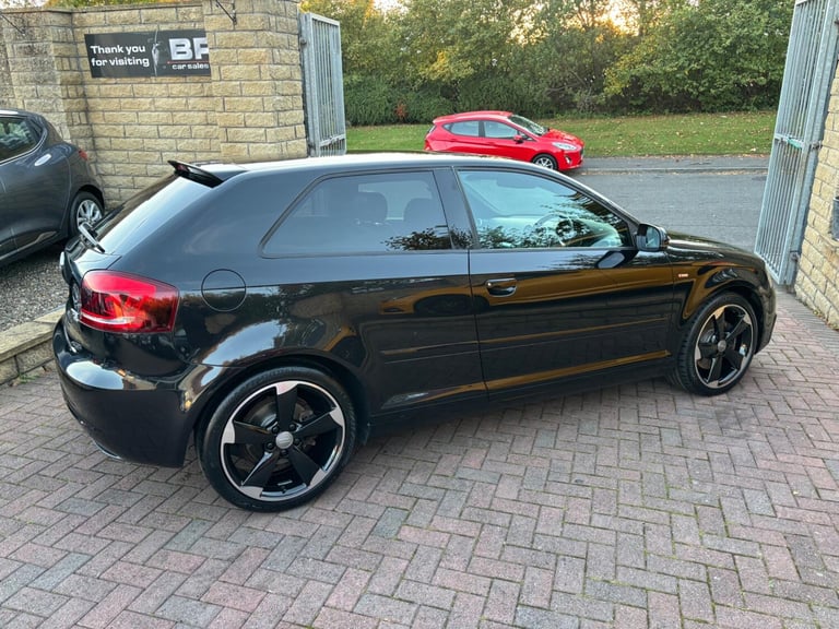  Audi A3 2.0 TFSI Black Edition S Tronic quattro Euro 5 3dr Petrol Automatic