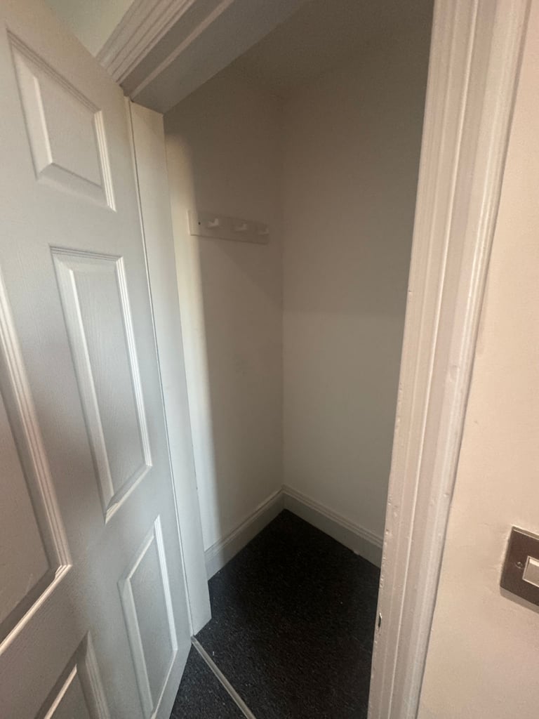 Seperate and Spacious 1 Bed Flat available for Rent in - CV1 3EG