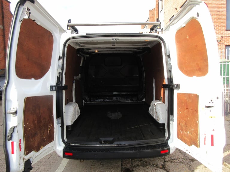 2020 Ford Transit Custom 2.0 EcoBlue 130ps SWB Trend Van LOW MILES NO VAT PANEL VAN Diesel Manual