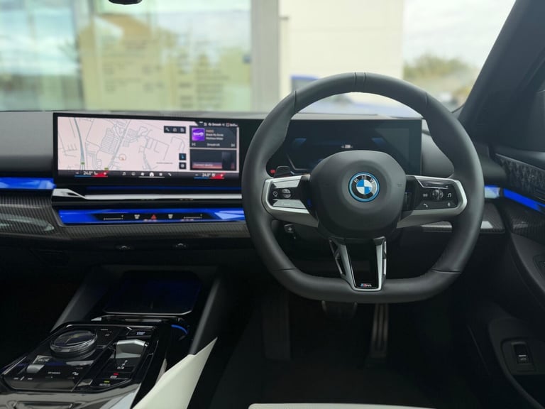 2025 BMW i5 250kW eDrive40 M Sport Pro 84kWh 5dr Auto ESTATE ELECTRIC Automatic