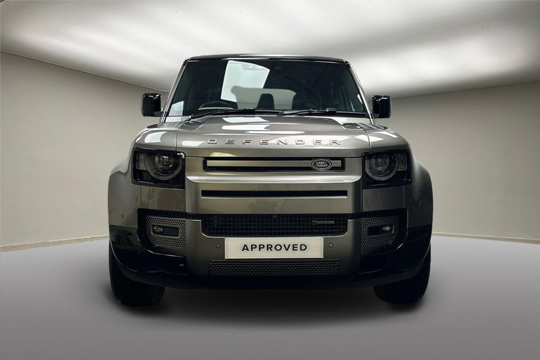  Land Rover Defender 130 3.0 D300 MHEV X-Dynamic SE SUV 5dr Diesel Auto 4WD Euro 6 (s/s) (300 ps)...