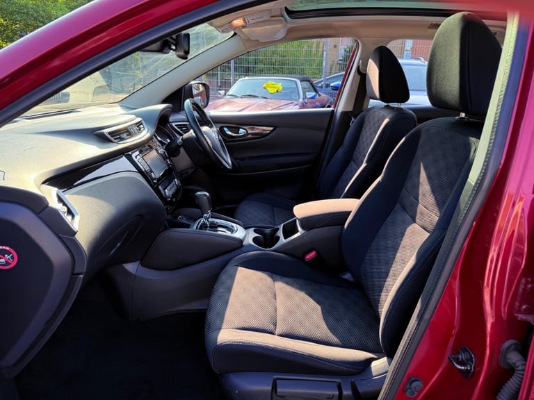 2015 Nissan Qashqai 1.2 DIG-T n-tec+ XTRON 2WD Euro 6 (s/s) 5dr HATCHBACK Petrol Automatic