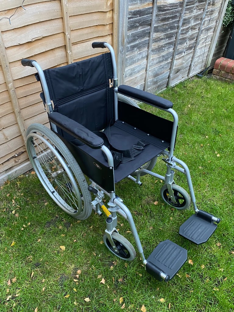 Drive Enigma Self-Propelled Lightweight Aluminium Wheelchair VGC 