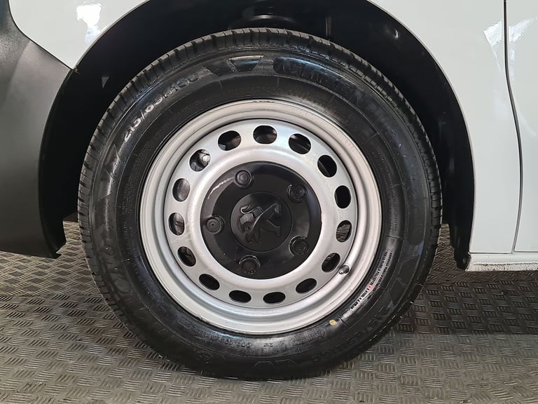 2023 Peugeot Expert 2.0 BLUEHDI 1400 PROFESSIONAL PREMIUM +STANDARD P/V 145 BHP MWB Panel Van Die...