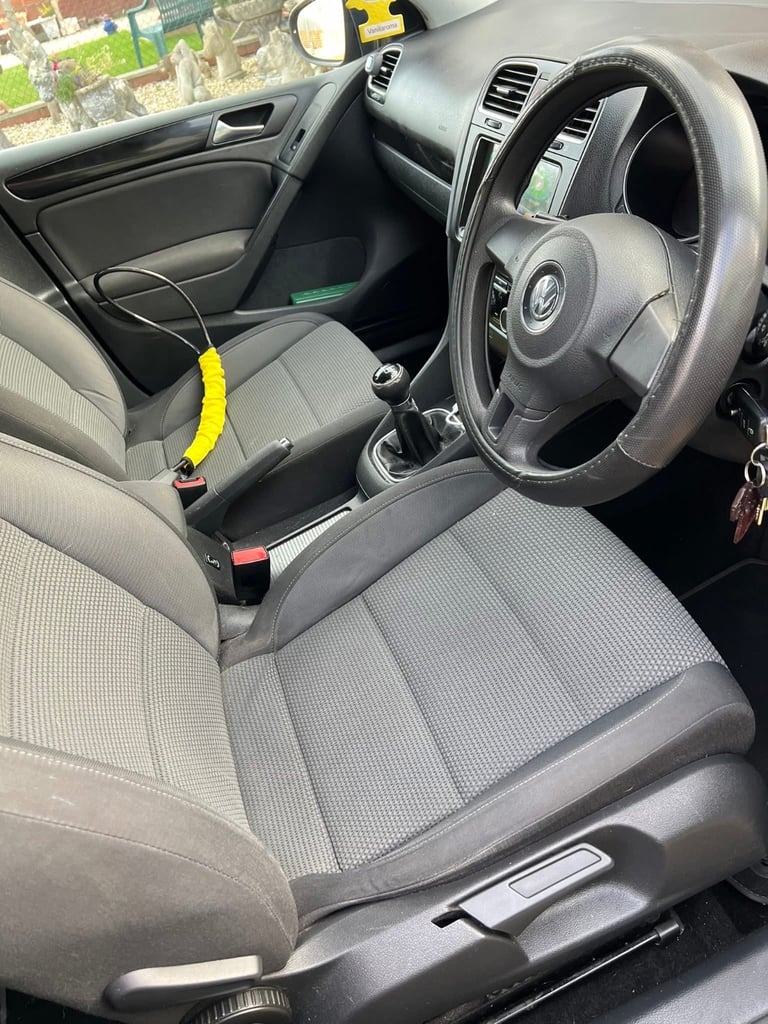 Volkswagen, GOLF, Hatchback, 2010, Manual, 1598 (cc), 5 doors