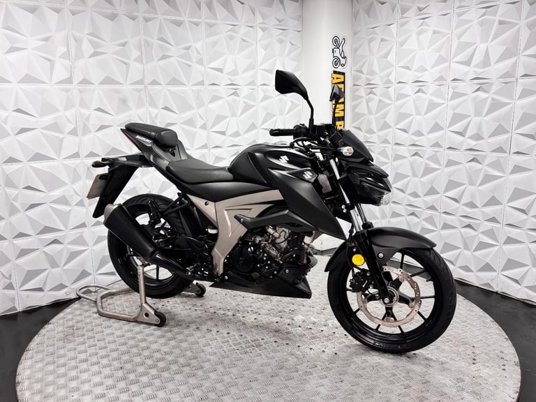 2018 Suzuki GSXS125 | *WARRANTY PROVIDED*