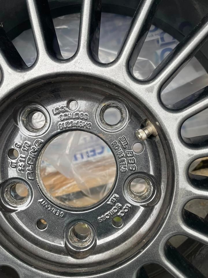 Genuine Alpina 18” staggered alloys E46 fitment Fresh powdercoat All caps and keys present 