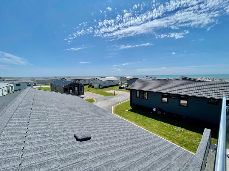 Seaview Luxury Lodge South Coast CALL TOM 0️⃣7️⃣9️⃣7️⃣9️⃣1️⃣2️⃣7️⃣8️⃣5️⃣5️⃣ 