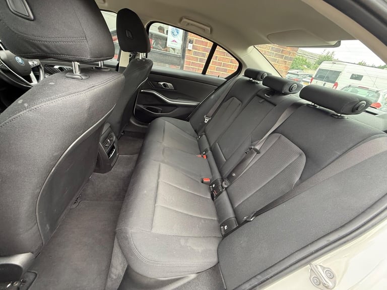 2021 BMW 3 Series 2.0 330e 12kWh SE Pro Auto Euro 6 (s/s) 4dr SALOON Petrol/Electric Hybrid Autom...