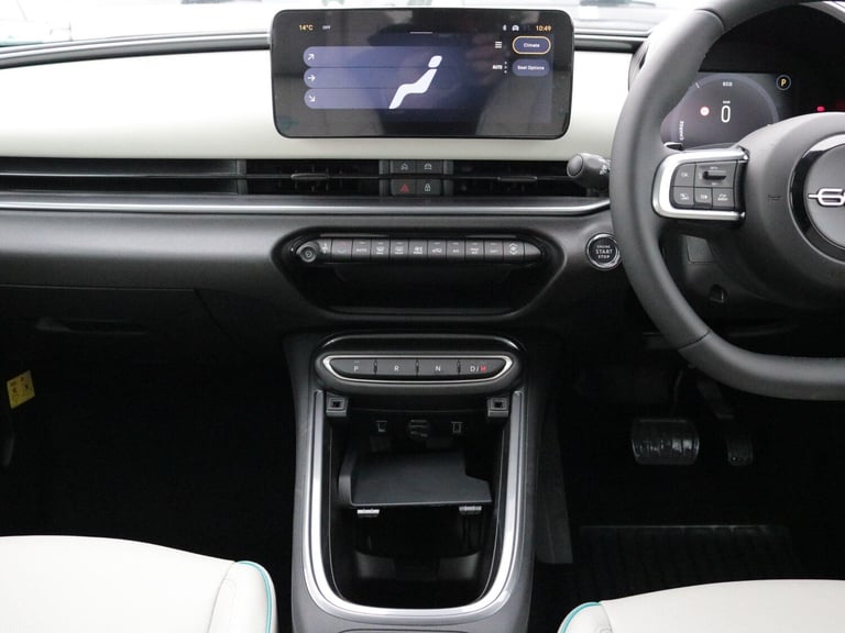 2025 Fiat 600 1.2 Hybrid 48V La Prima 5dr eDCT-6 HATCHBACK PETROL Automatic