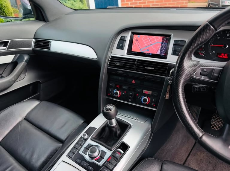 •2011 Audi A6 S-Line Avant 2.0TDI 170 6 Speeds. (Special Edition). 