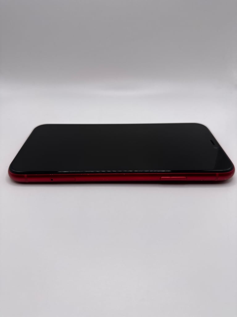PRISTINE: Apple iPhone 11, 64gb, Red (UNLOCKED)