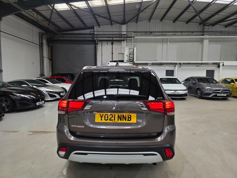 2021 Mitsubishi Outlander 2.0 MIVEC Design CVT 4WD Euro 6 (s/s) 5dr ESTATE Petrol Automatic