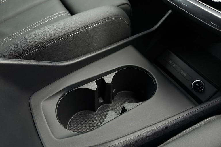 2024 Audi Q4 e-tron Q4 Sportback Black Edition 45 e-tron  210,00 kW SUV Automatic