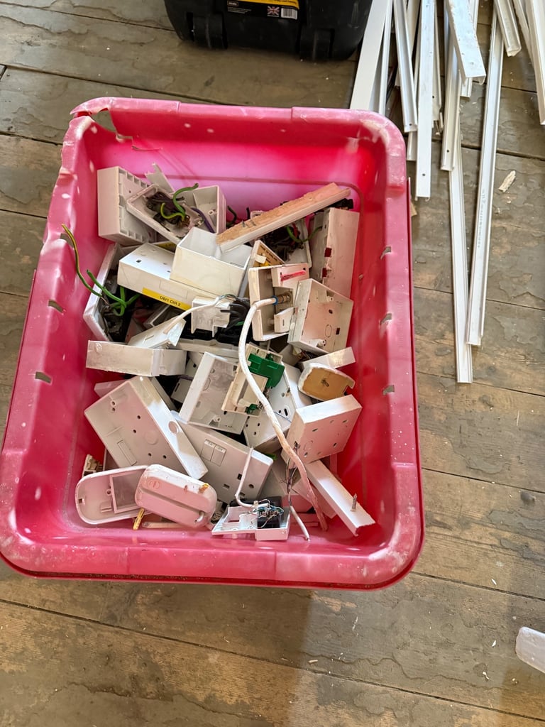 Free uplift required - wood / cabling / plastics scrap