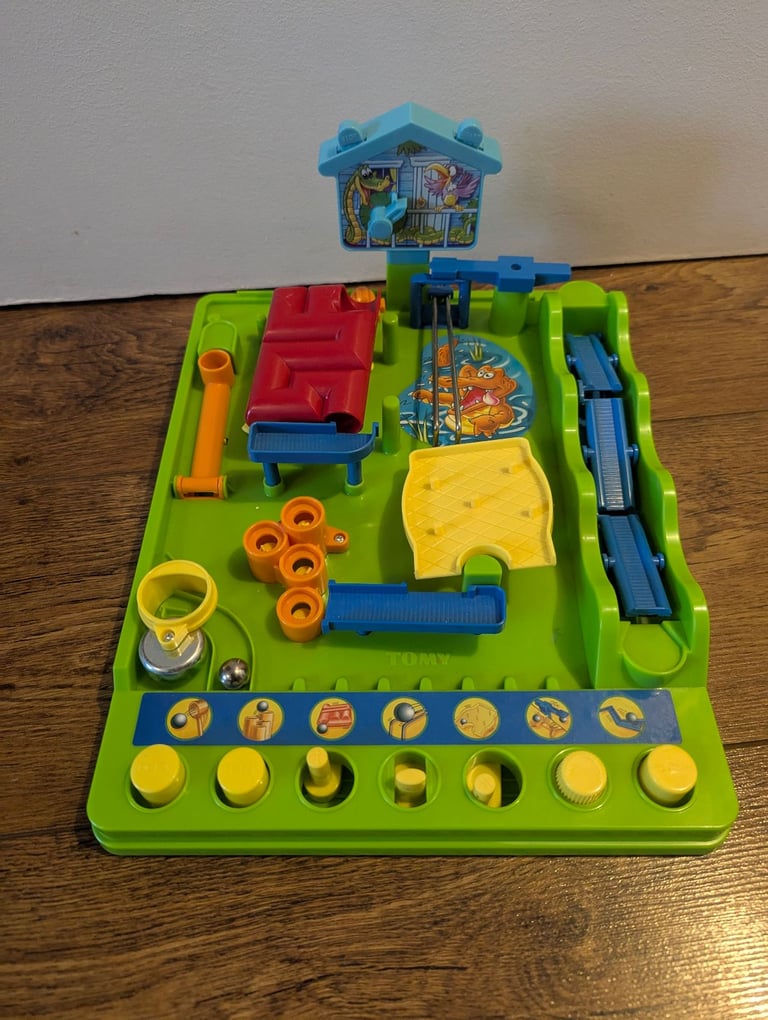 Screwball Scramble game by Tomy.