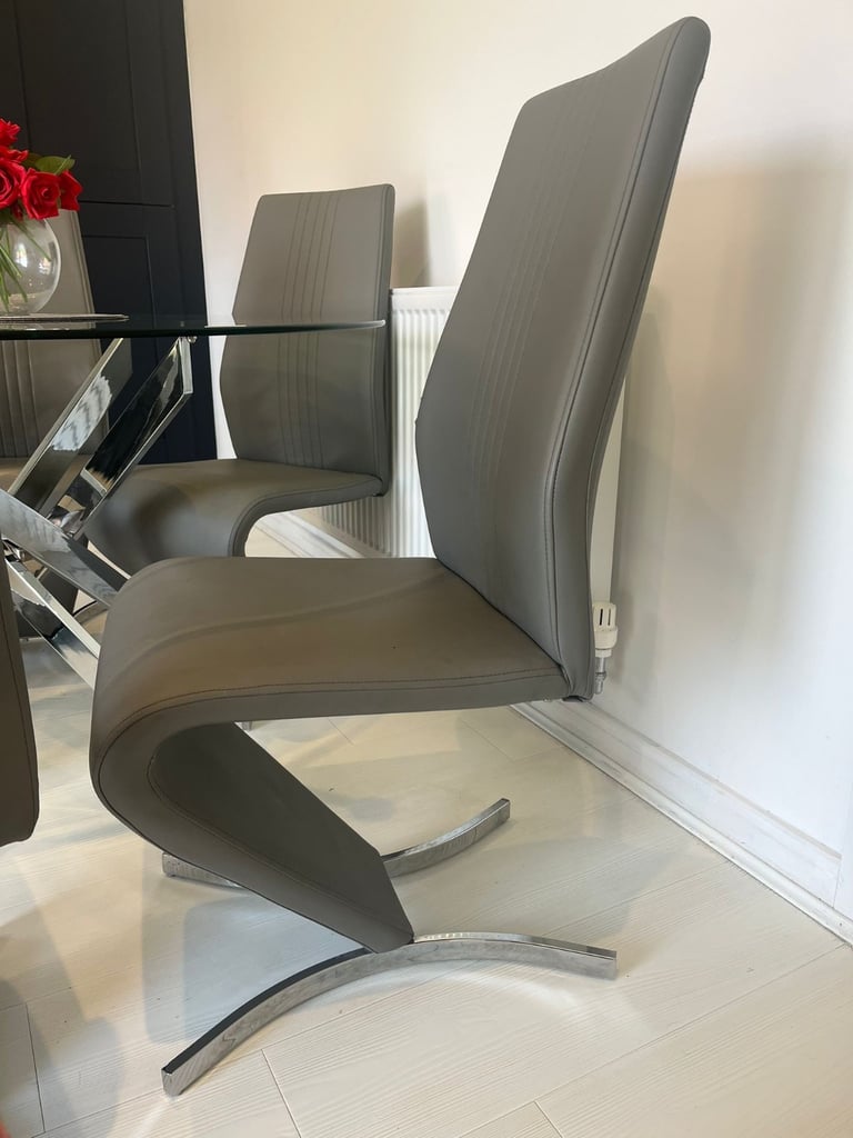 Glass Dining table with 6 chairs
