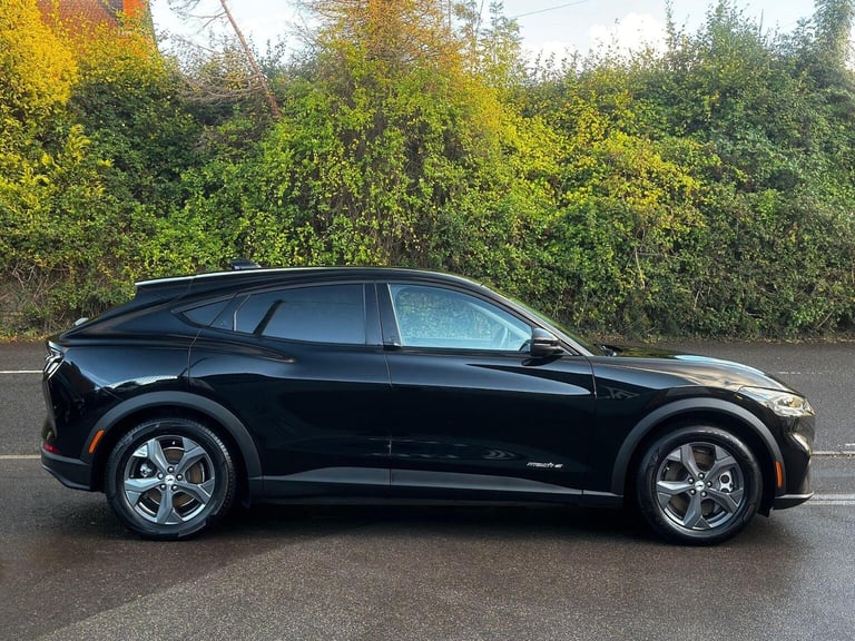 FORD MUSTANG Standard Range 70kWh 5dr 2021