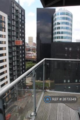 2 bedroom flat in Jefferson Place, Manchester, M4 (2 bed) (#2673349)