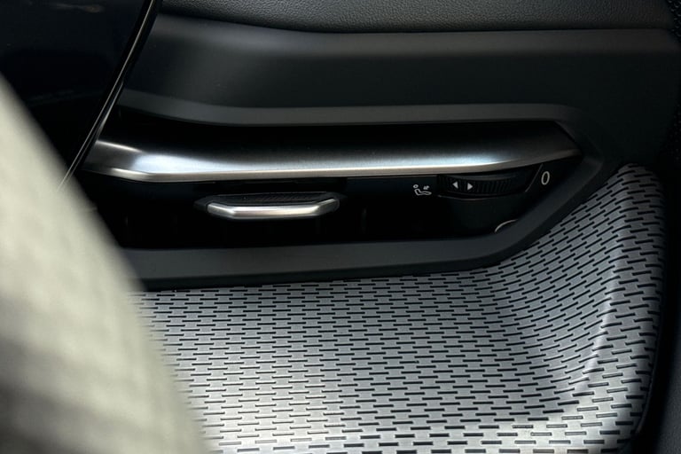 2025 Audi Q5 2.0 TDI S line S Tronic quattro Euro 6 (s/s) 5dr SUV Automatic