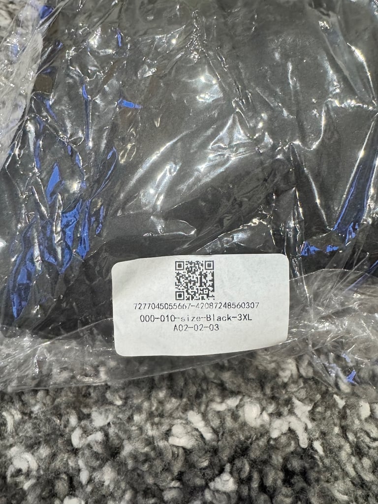 Brand New Dog Waterproof Winter Coat Black with Built in Harness