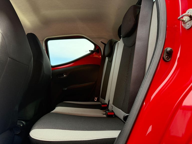 2017 Toyota AYGO 1.0 VVT-i x-style Euro 6 5dr HATCHBACK Petrol Manual