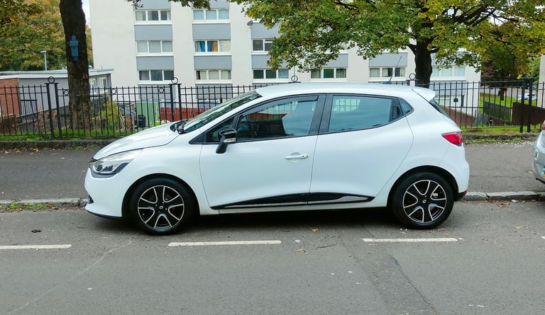 Renault, CLIO, Hatchback, 2013, Manual, 1461 (cc), 5 doors