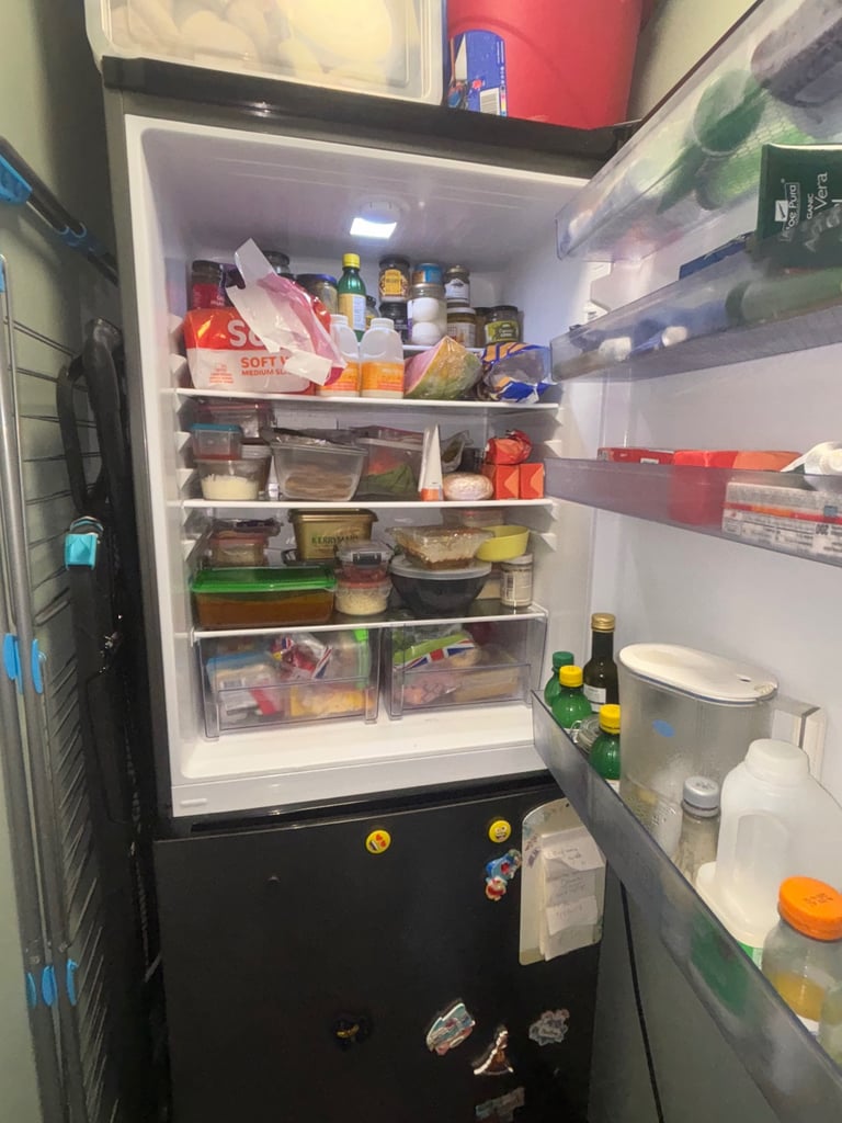 Fridge freezer 