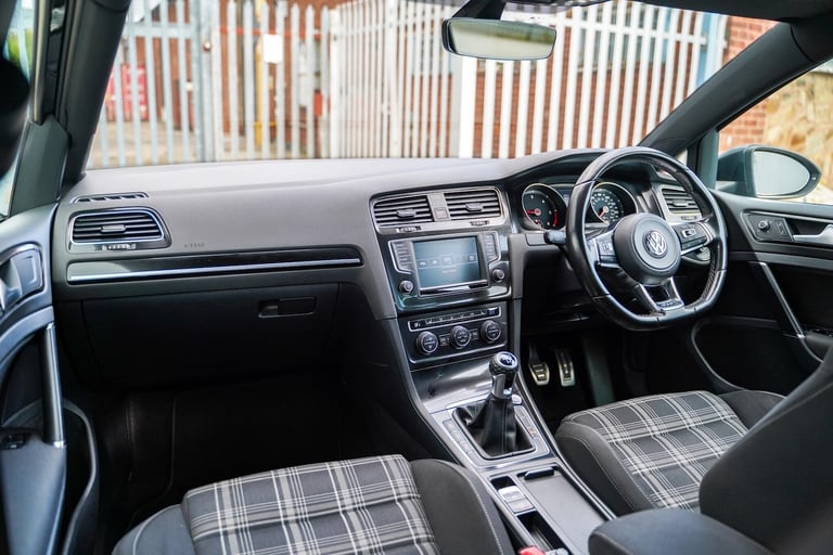 2016 Volkswagen Golf 2.0 TDI BlueMotion Tech GTD Euro 6 (s/s) 5dr HATCHBACK Diesel Manual