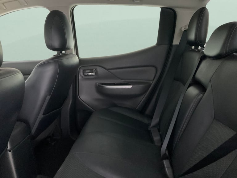 2017 Fiat Fullback 2.4D LX Pickup Double Cab 4dr Diesel Auto 4WD Euro 6 (Euro 6) (180 ps) - RE Pi...