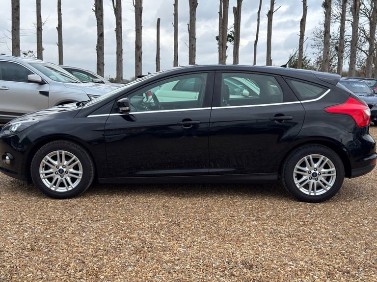 2014 Ford Focus 1.0 125 EcoBoost Titanium 5dr HATCHBACK PETROL Manual