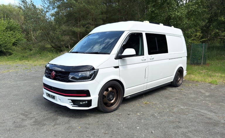 image for 2018 Volkswagen Transporter LWB Tailgate Camper